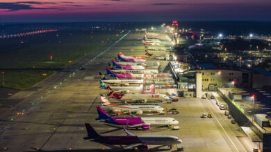 Katowice airport samoloty na płycie lotniska
