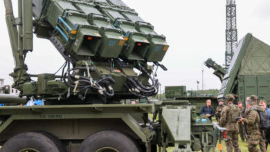 Bateria rakiet na samochodzie ciężarowym