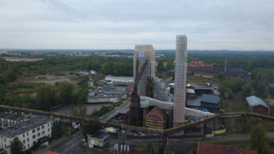 Hutniczy piec w przebudowie - zdjęcie lotnicze instalacji