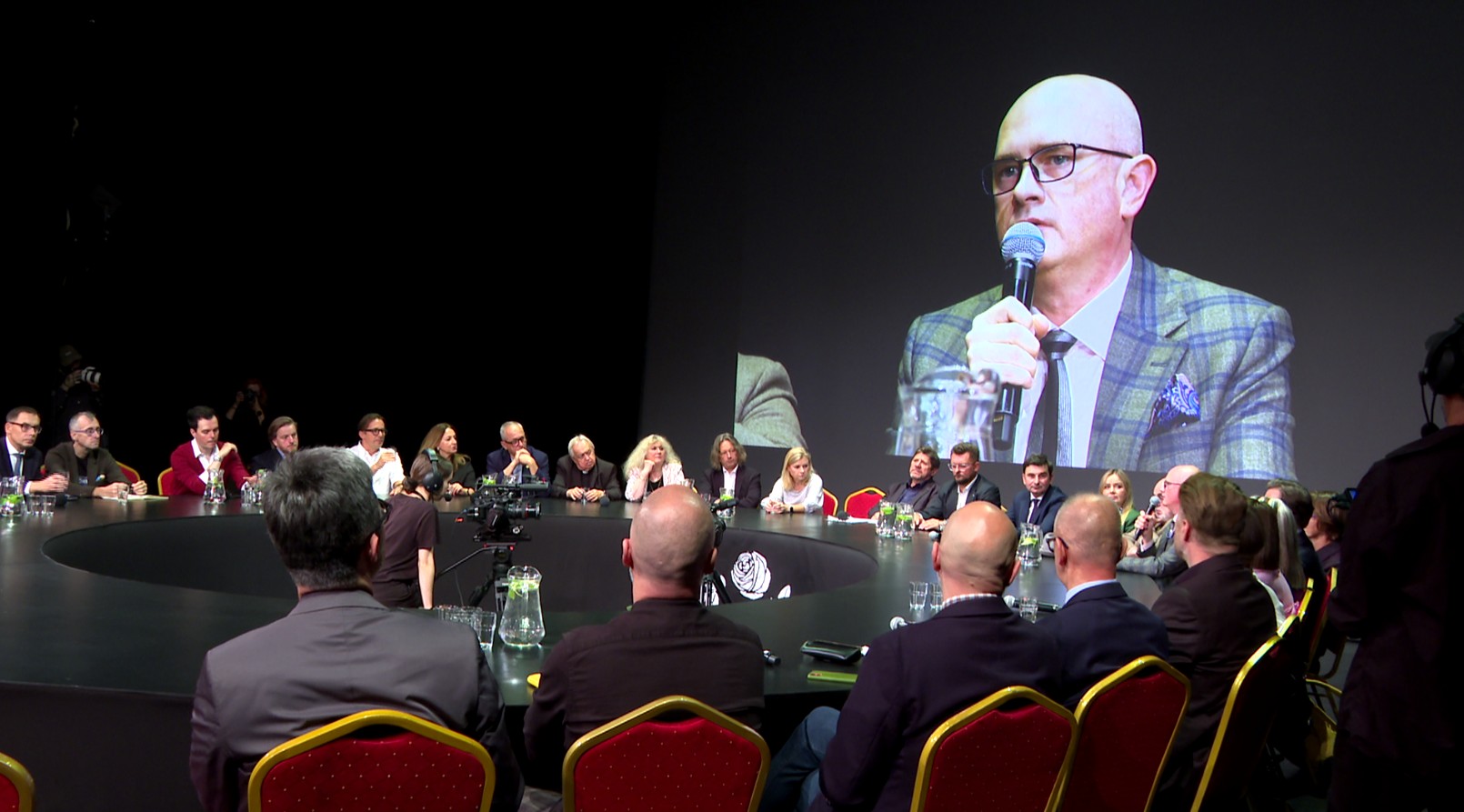 Pierwszy Śląski Stół w Teatrze Śląskim. Tematem przewodnim region, język i kultura