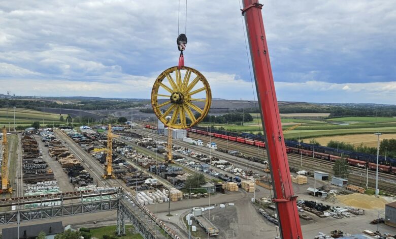 wymiana kół linowych w kopalni Pniówek