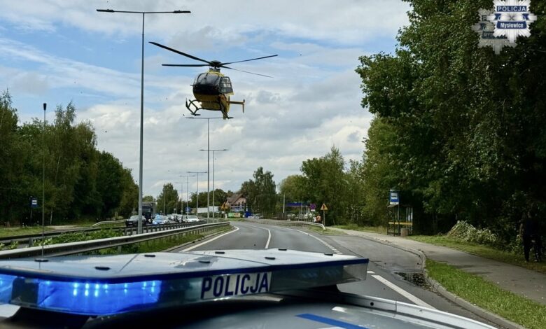 lądujący śmigłowiec medyczny LPR