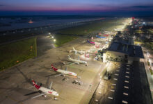 samoloty na płycie lotniska