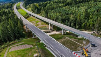 droga S1 Przybędza – Milówka dwie estakady na zboczu góry