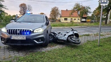 pościg w Tarnowskich Górach motocykl po zderzeniu z samochodem