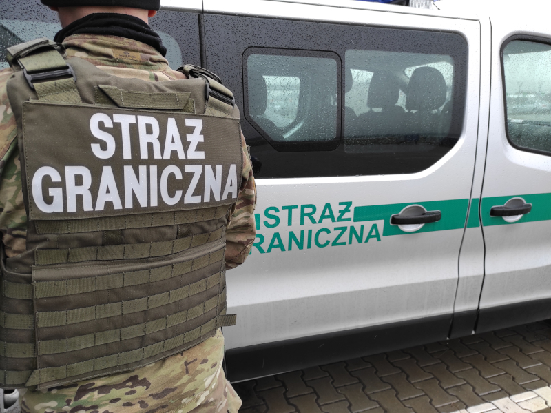 Ukraińscy „Bonnie i Clyde” pożegnali się z Polską. Para deportowana za liczne przestępstwa