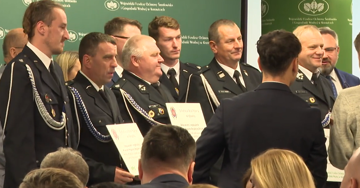 Nowy odcinek Ekomisji: wsparcie dla śląskich OSP i ochrona drzew w Bytomiu