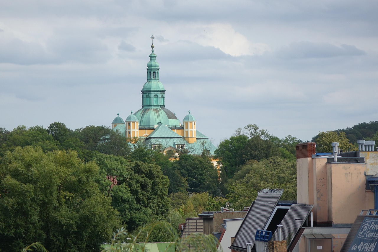 Jelenia Góra zamiast metropolii – nowy trend w wyborze miejsca do życia