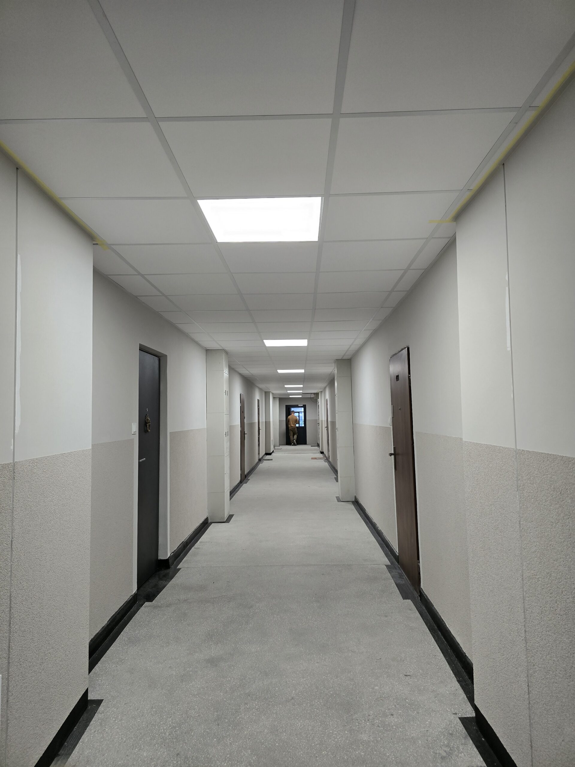 korytarz wnętrza francuska 80 katowice rewitalizacja