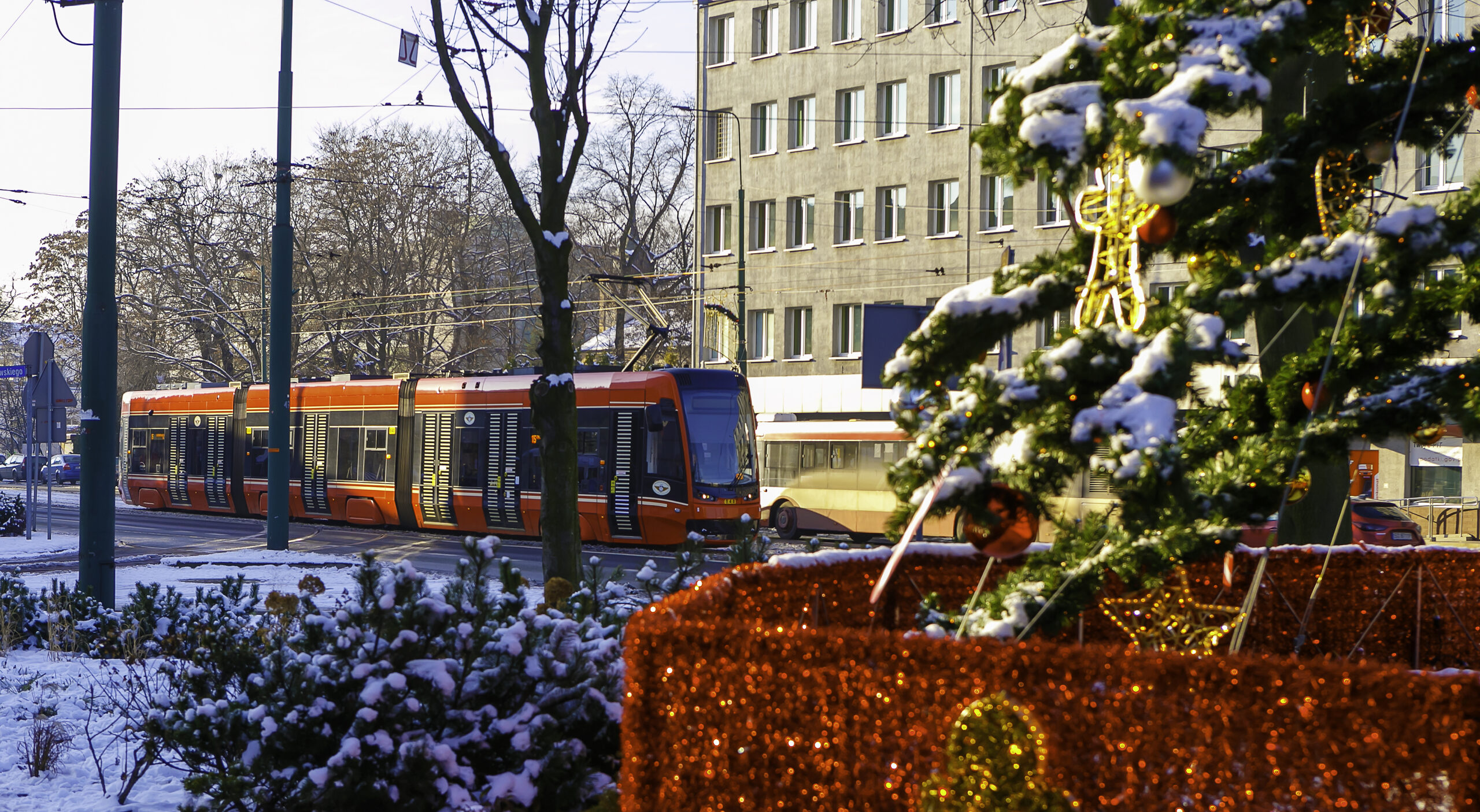 ZTM: zasady kursowania komunikacji w świątecznej przerwie szkolnej