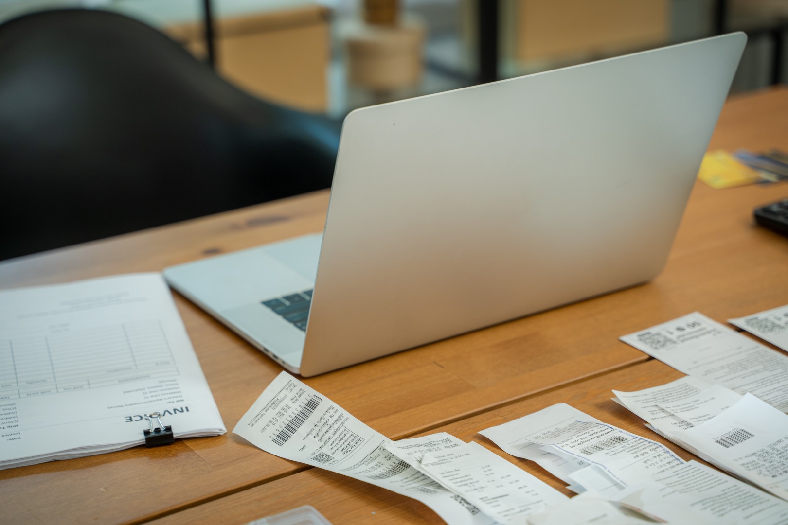 Faktura w kilka kliknięć: jak zacząć szybciej wystawiać dokumenty sprzedaży?