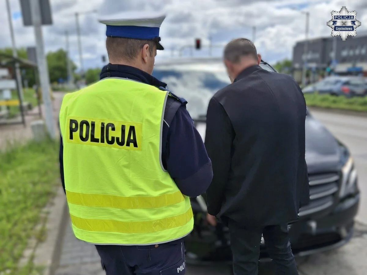 Częstochowa: Skandaliczny incydent. Pijany kierowca karawanu wiózł trumnę z ciałem