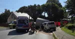 Fatalne wymuszenie pierwszeństwa w Gorzyczkach. Trzy osoby ranne, na miejscu lądował śmigłowiec LPR