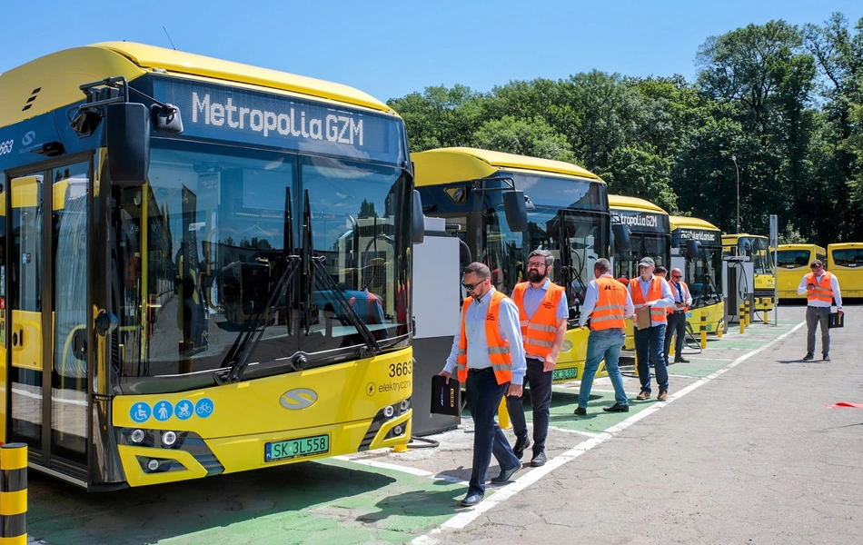 73 nowe autobusy elektryczne wyjadą na drogi Metropolii