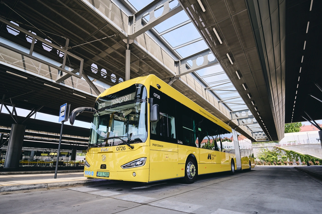 73 nowe autobusy elektryczne wyjechały na ulice Metropolii