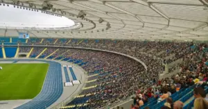 Tysiące Świadków Jehowy przyjadą na Stadion Śląski. Rozpoczyna się trzydniowy kongres