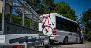 VeloBus na trasie. To rozwiązanie dla rowerzystów na czas prac na kolei