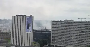 Płonie kamienica przy ul. Chopina w Katowicach. Trwa akcja służb