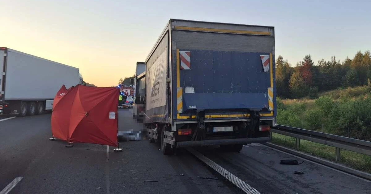 Tragiczny wypadek na A4 w Katowicach. Nie żyje kierowca ciężarówki