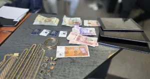 Włamania do domów i straty sięgające 50 tysięcy złotych - 5 osób zatrzymanych