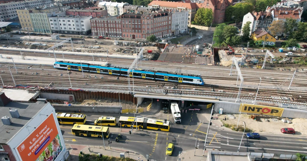 Wiadukt nad Mikołowską coraz bliżej finału. Ważna data dla kierowców