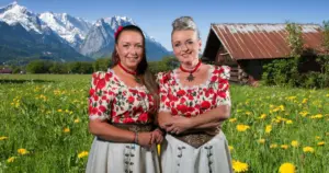 Claudia i Kasia Chwołka w „Szlagierowej Liście”. „Niy łomej się” ma dodawać otuchy