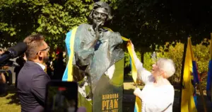 Barbara Ptak upamiętniona w Katowicach. Jej popiersie stanęło na placu Grunwaldzkim
