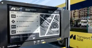 E-papier na przystankach w Metropolii. GZM testuje nowe tablice informacji pasażerskiej