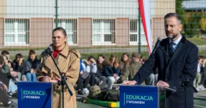 Żołnierze w polskich szkołach. W Kłobucku ruszyła kolejna edycja „Edukacji z wojskiem”