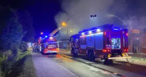 Pożar Biedronki w Jastrzębiu-Zdroju. W akcji 83 strażaków