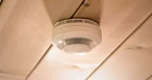 Sezon grzewczy rozpoczęty. Jak uchronić się przed zatruciem czadem?