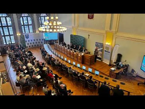 Obrazek YouTube: Plany WFOŚiGW, spółdzielnie energetyczne i 2 umowy z WPR w Katowicach.